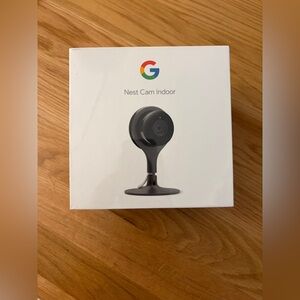 Google Nest Cam Indoor - Dark Gray